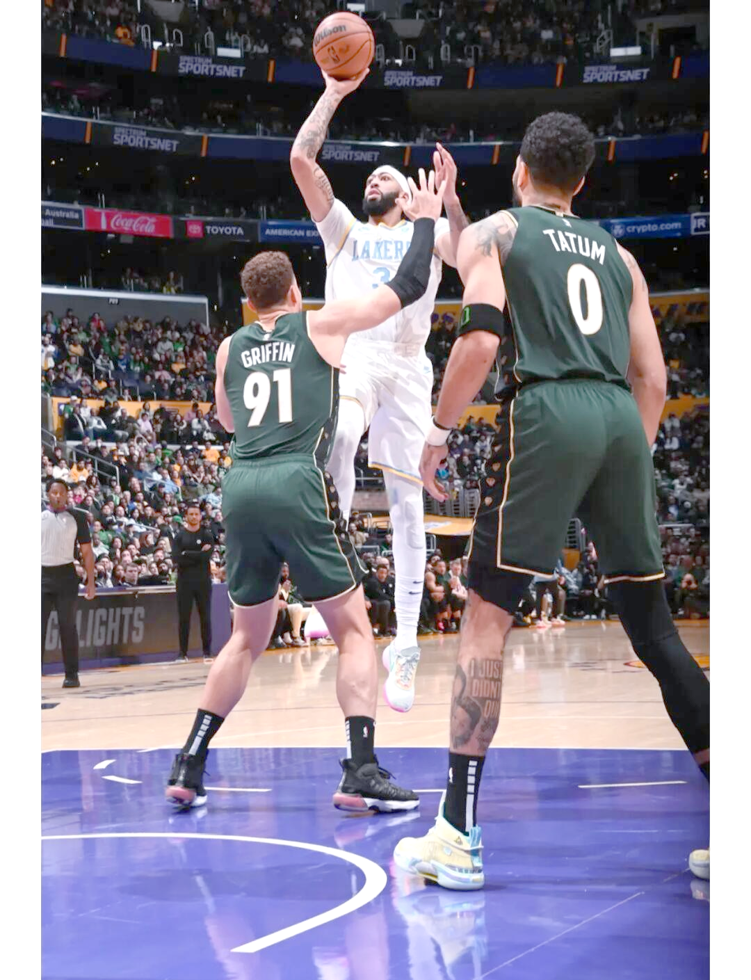 包含浓眉哥连续三场比赛得分超过重返赛场，DWG不断突破！的词条