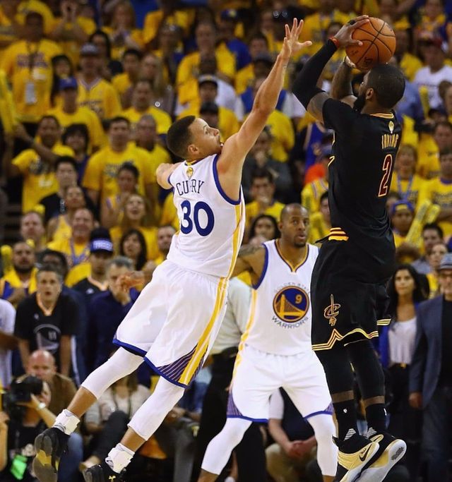 开云登录入口-库里重要时刻表现优异，篮网带队取胜！-开云登录入口