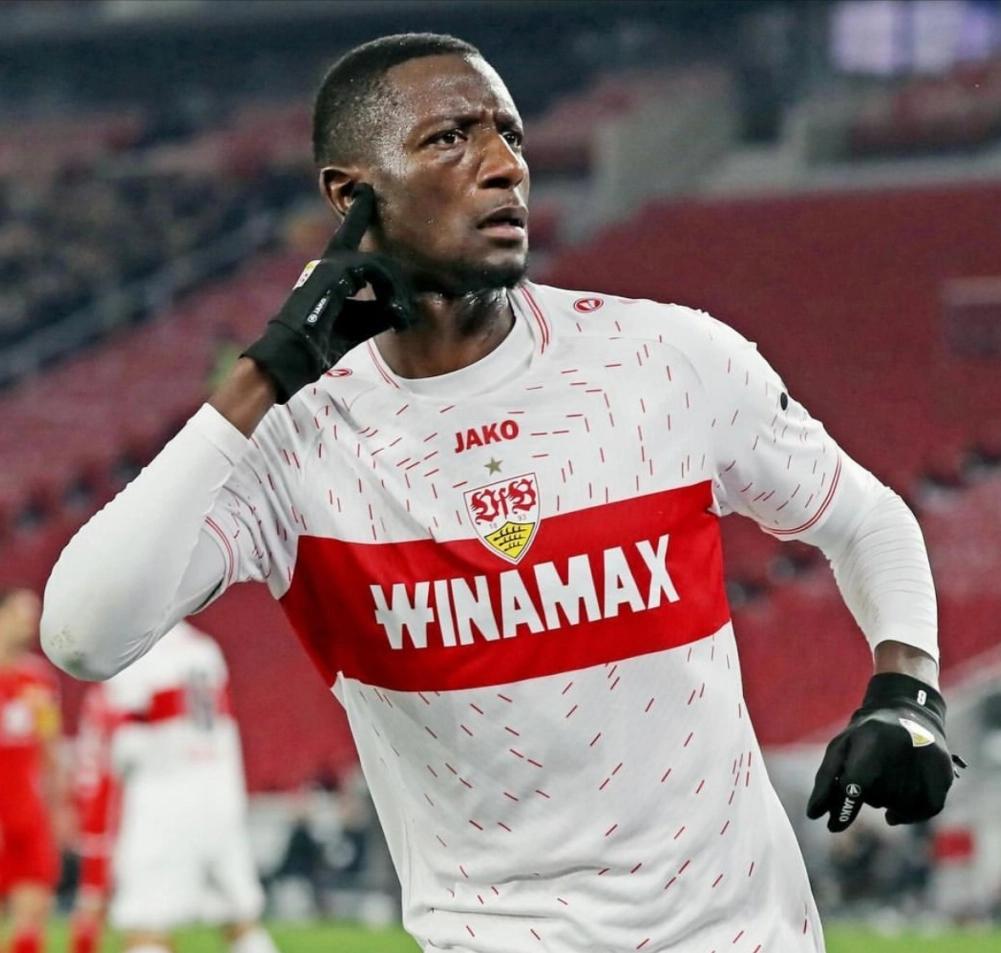 开云登录入口-关于欧联赛后再迎强敌；斯图加特内部沟通；主帅态度：气氛紧张；轮换策略成焦点的信息-开云登录入口